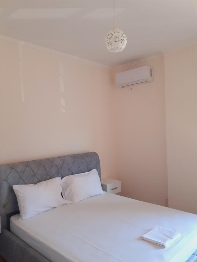 Drini Apartments Пермет Екстер'єр фото